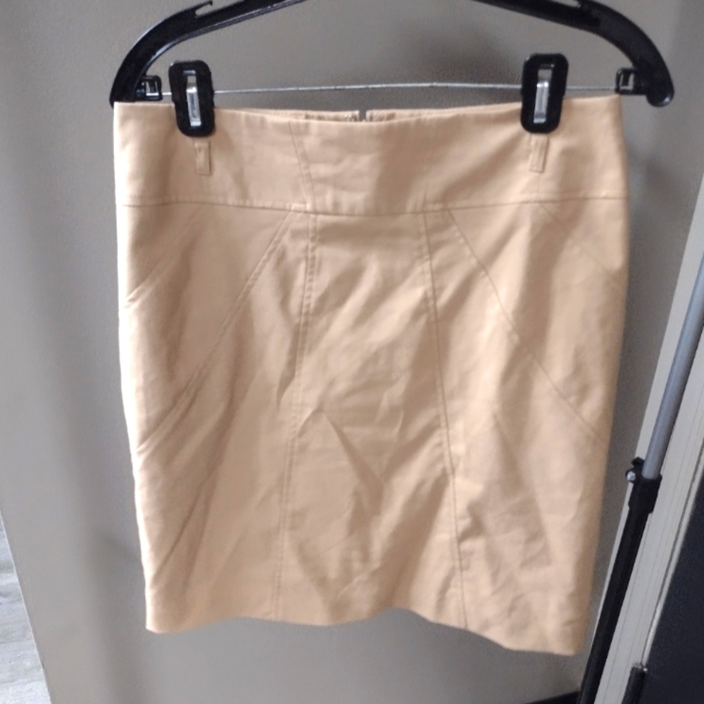 Worthington khaki skirt size 10 petite